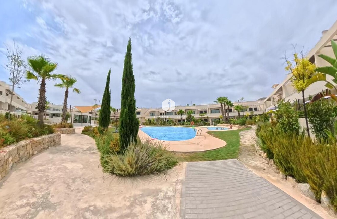 Z drugiej ręki - Daszek -
Torrevieja
