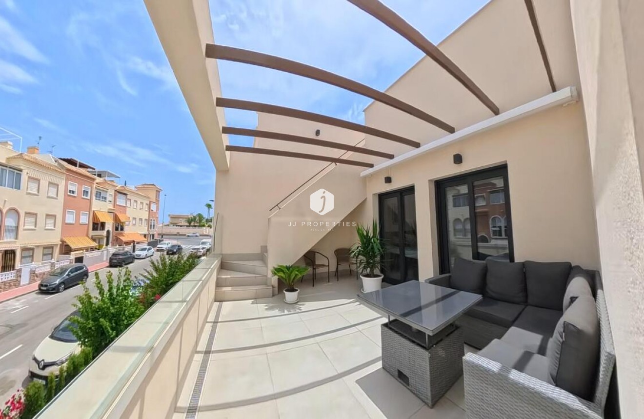 Z drugiej ręki - Daszek -
Torrevieja