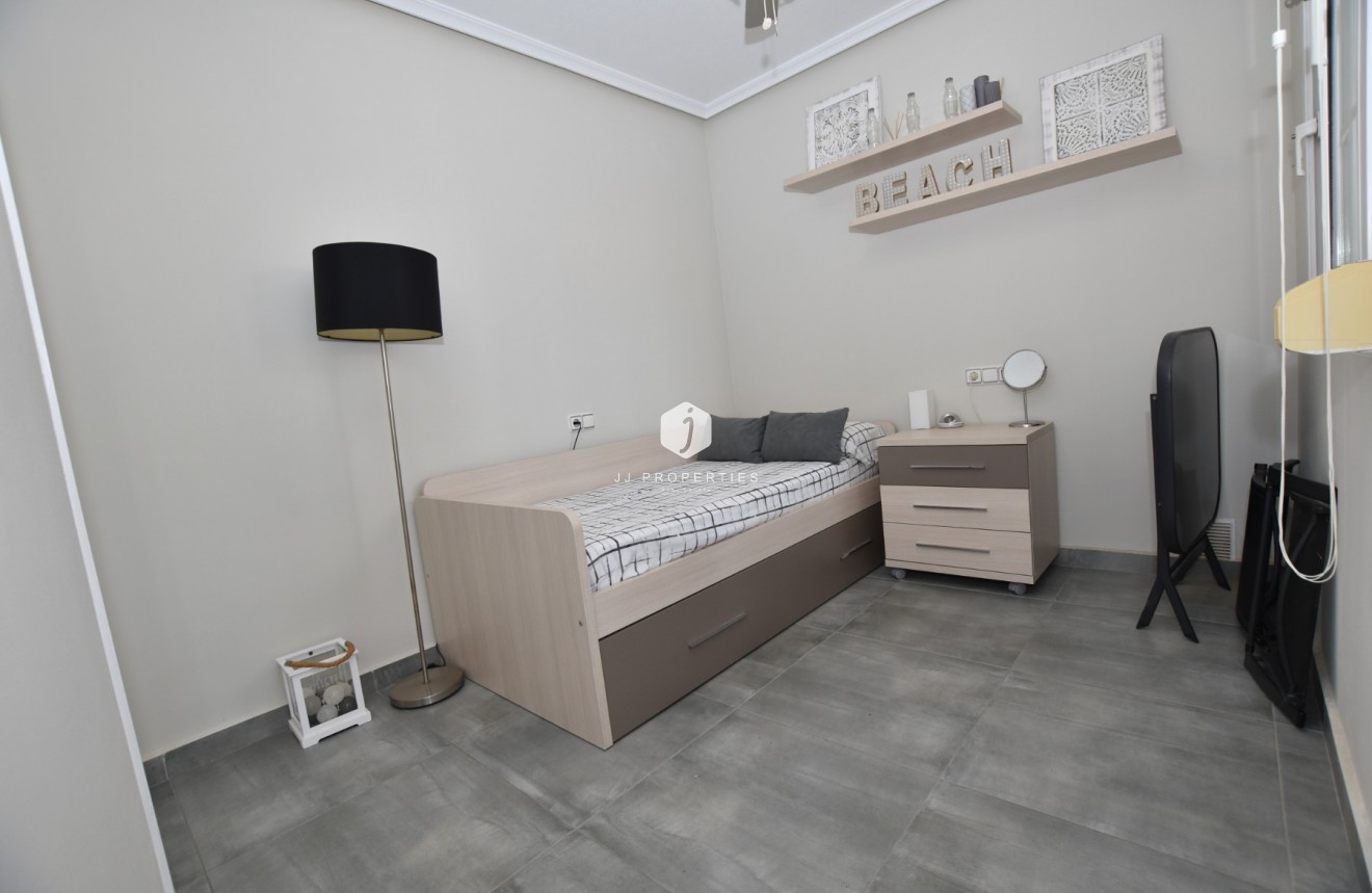 Tweedehands - Villa -
Orihuela Costa - Costa Blanca