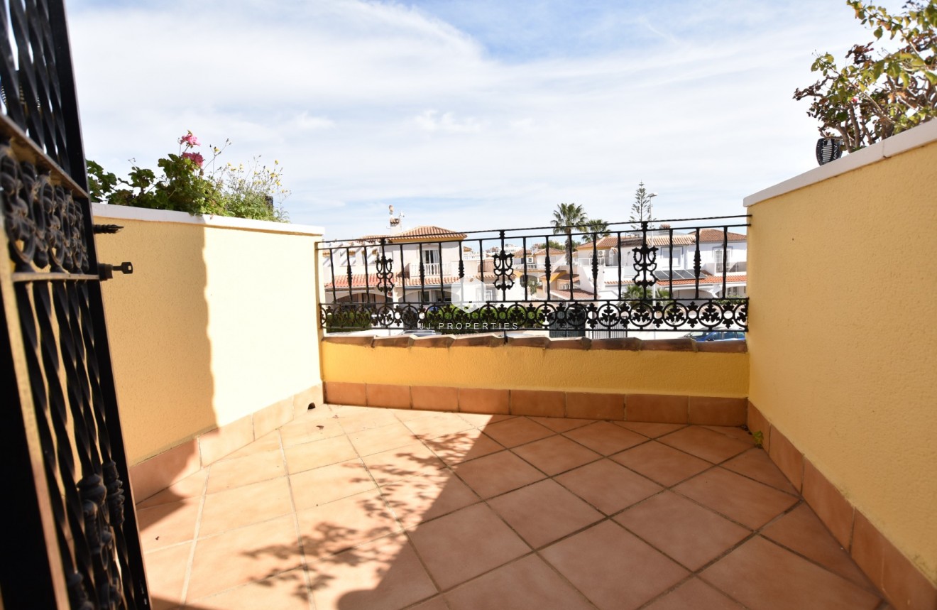 Tweedehands - Villa -
Orihuela Costa - Costa Blanca