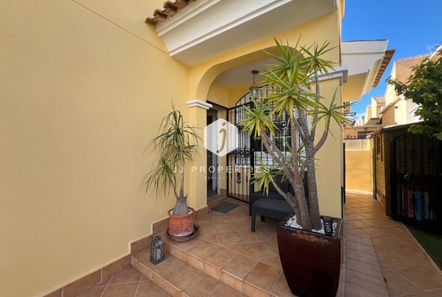 Tweedehands - Villa -
Orihuela Costa - Costa Blanca