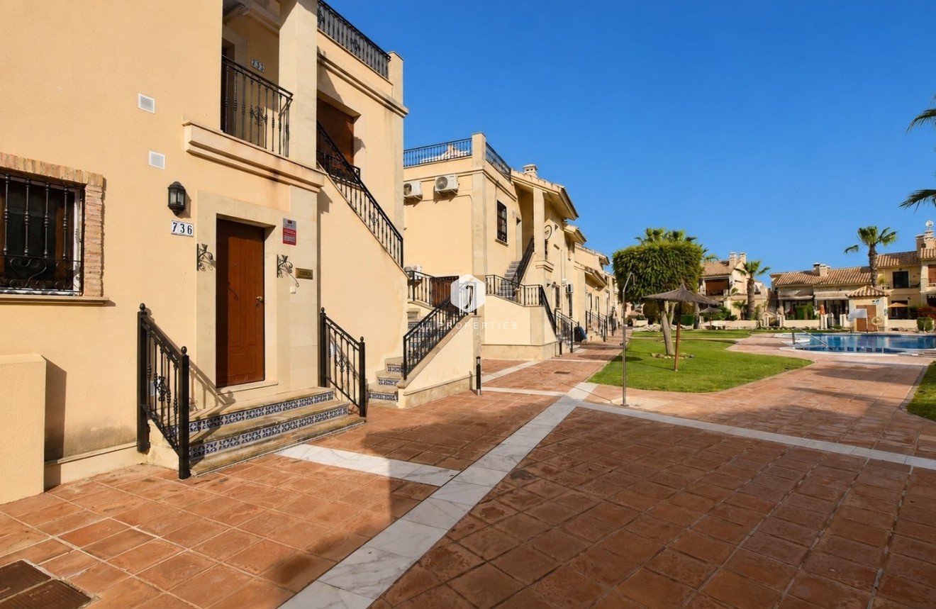 Tweedehands - Appartement / flat -
Algorfa - Inland