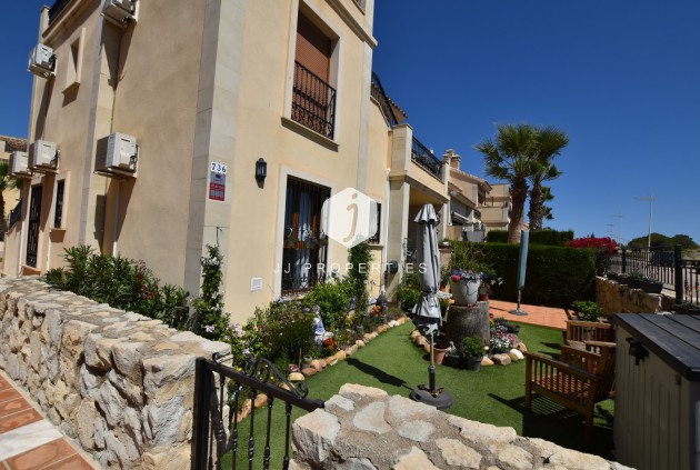Tweedehands - Appartement / flat -
Algorfa - Inland