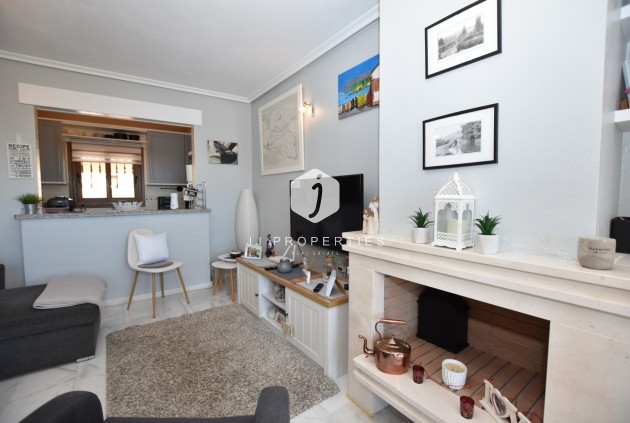 Tweedehands - Appartement / flat -
Algorfa - Inland