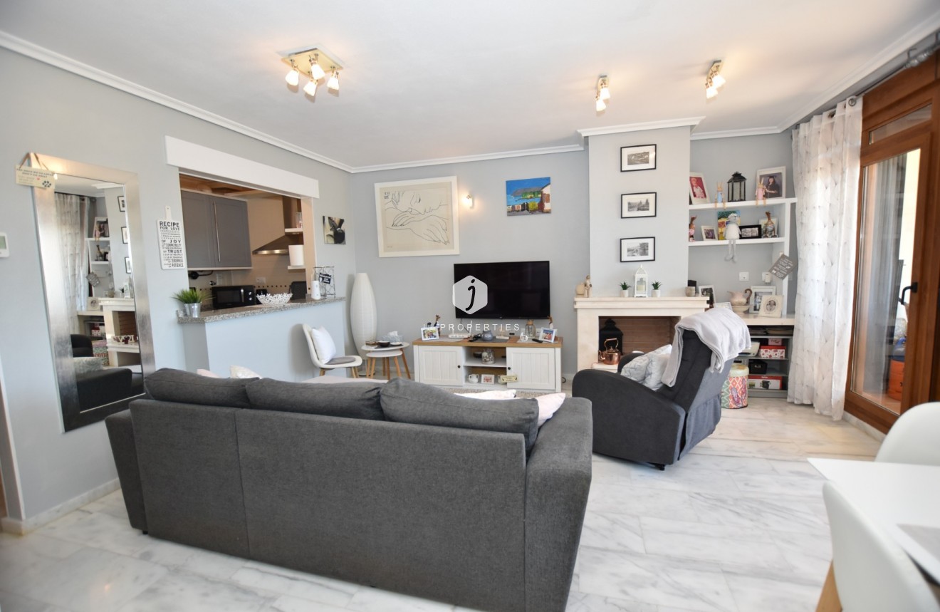 Tweedehands - Appartement / flat -
Algorfa - Inland