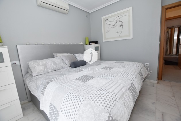 Tweedehands - Appartement / flat -
Algorfa - Inland