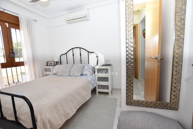Tweedehands - Appartement / flat -
Algorfa - Inland