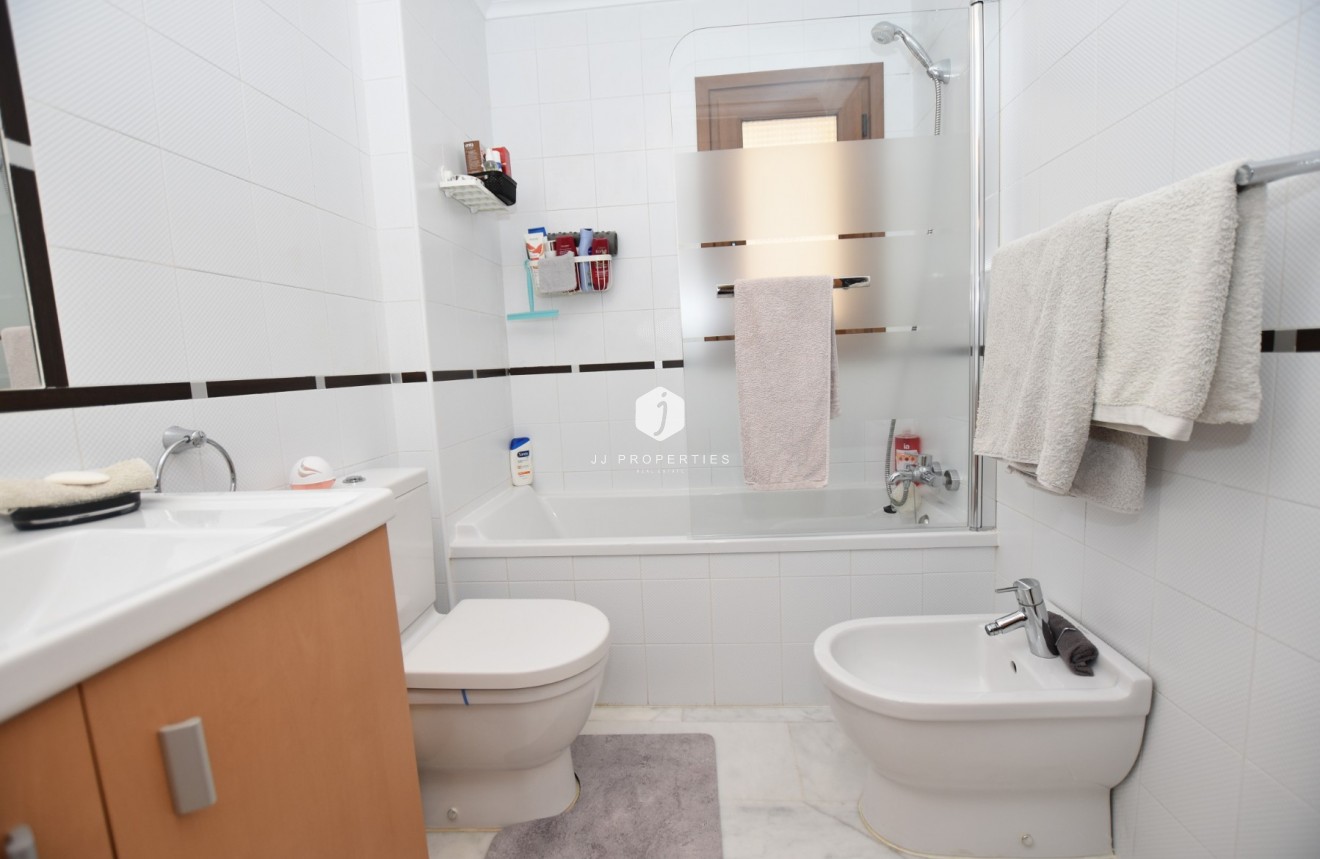 Tweedehands - Appartement / flat -
Algorfa - Inland