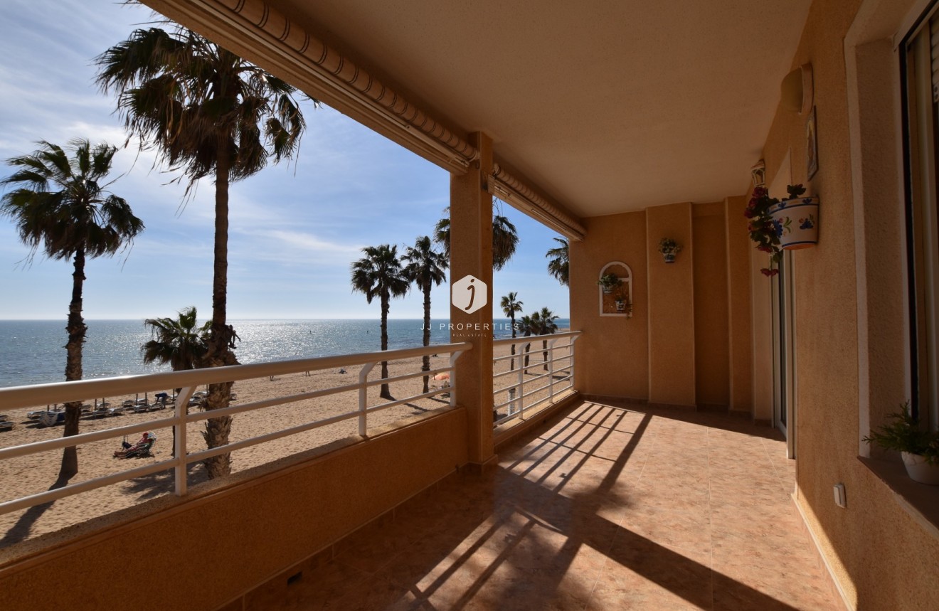 Aus zweiter Hand - Wohnung -
La Mata - Costa Blanca