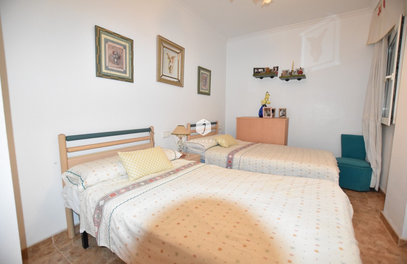 Aus zweiter Hand - Wohnung -
La Mata - Costa Blanca