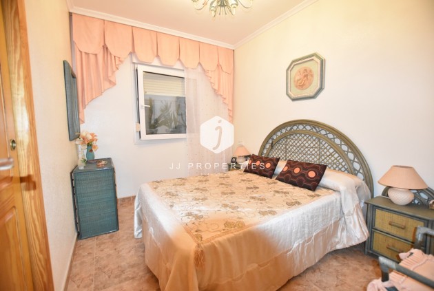 Aus zweiter Hand - Wohnung -
La Mata - Costa Blanca