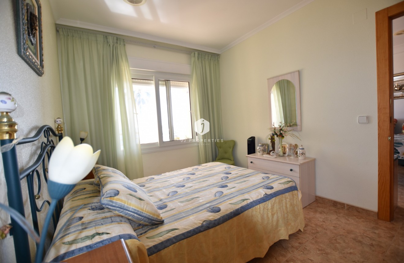 Aus zweiter Hand - Wohnung -
La Mata - Costa Blanca