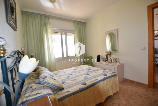 Aus zweiter Hand - Wohnung -
La Mata - Costa Blanca