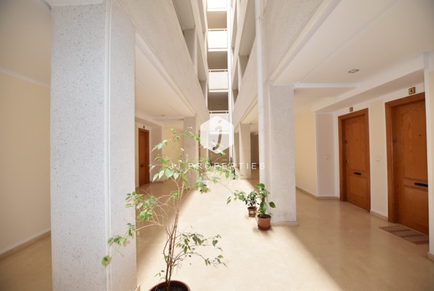 Aus zweiter Hand - Wohnung -
La Mata - Costa Blanca