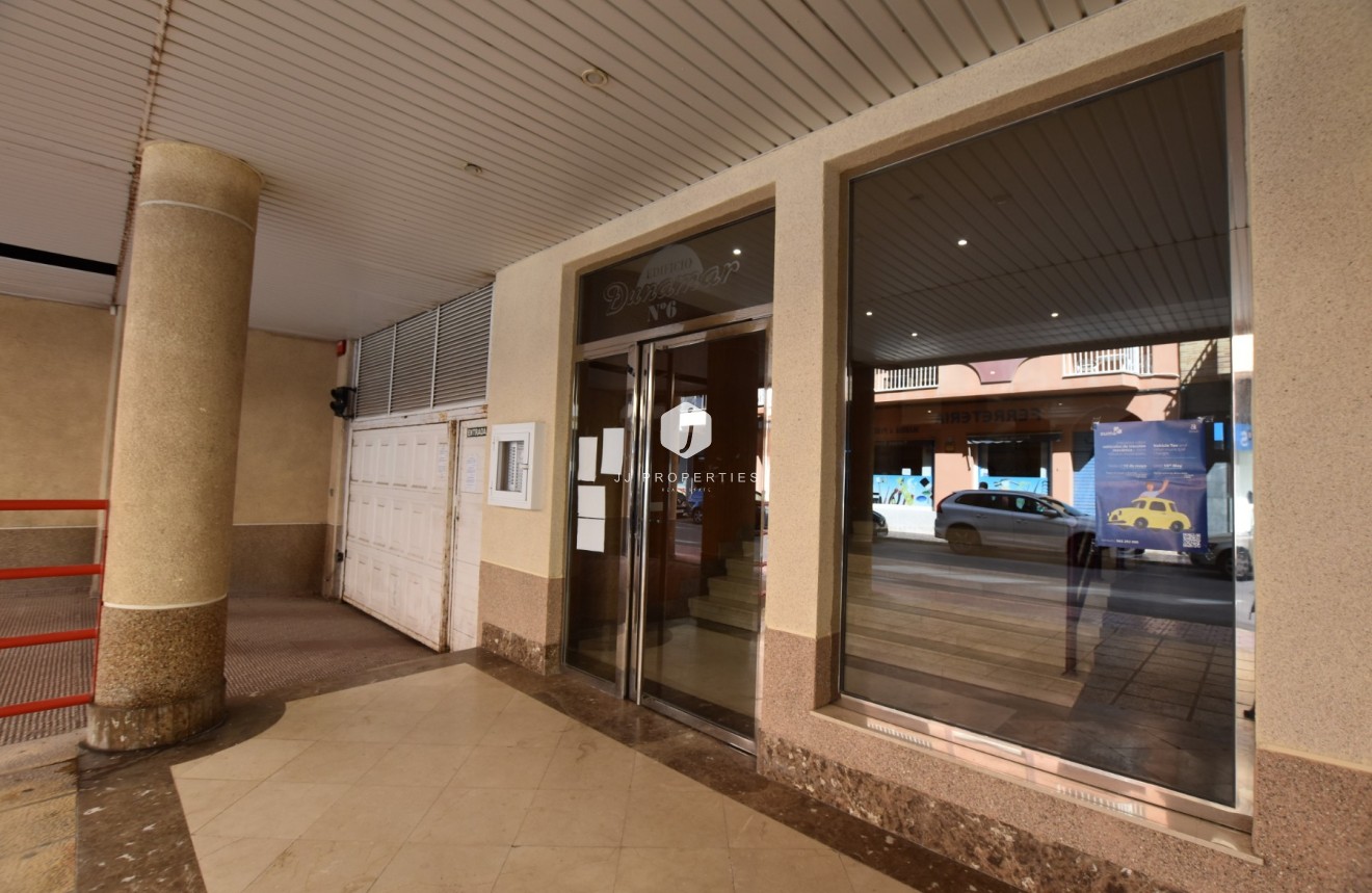 Aus zweiter Hand - Wohnung -
La Mata - Costa Blanca