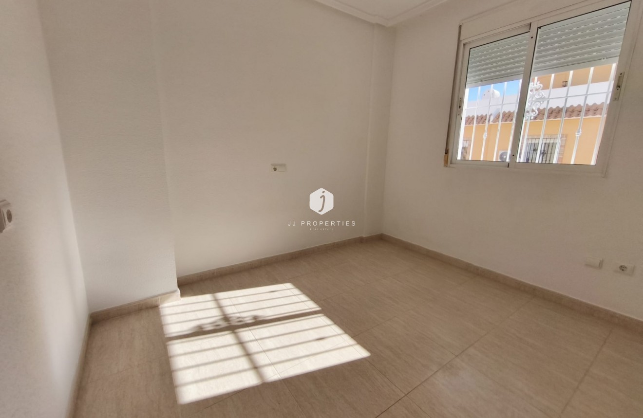 Segunda mano - Chalet -
Ciudad Quesada - Costa Blanca