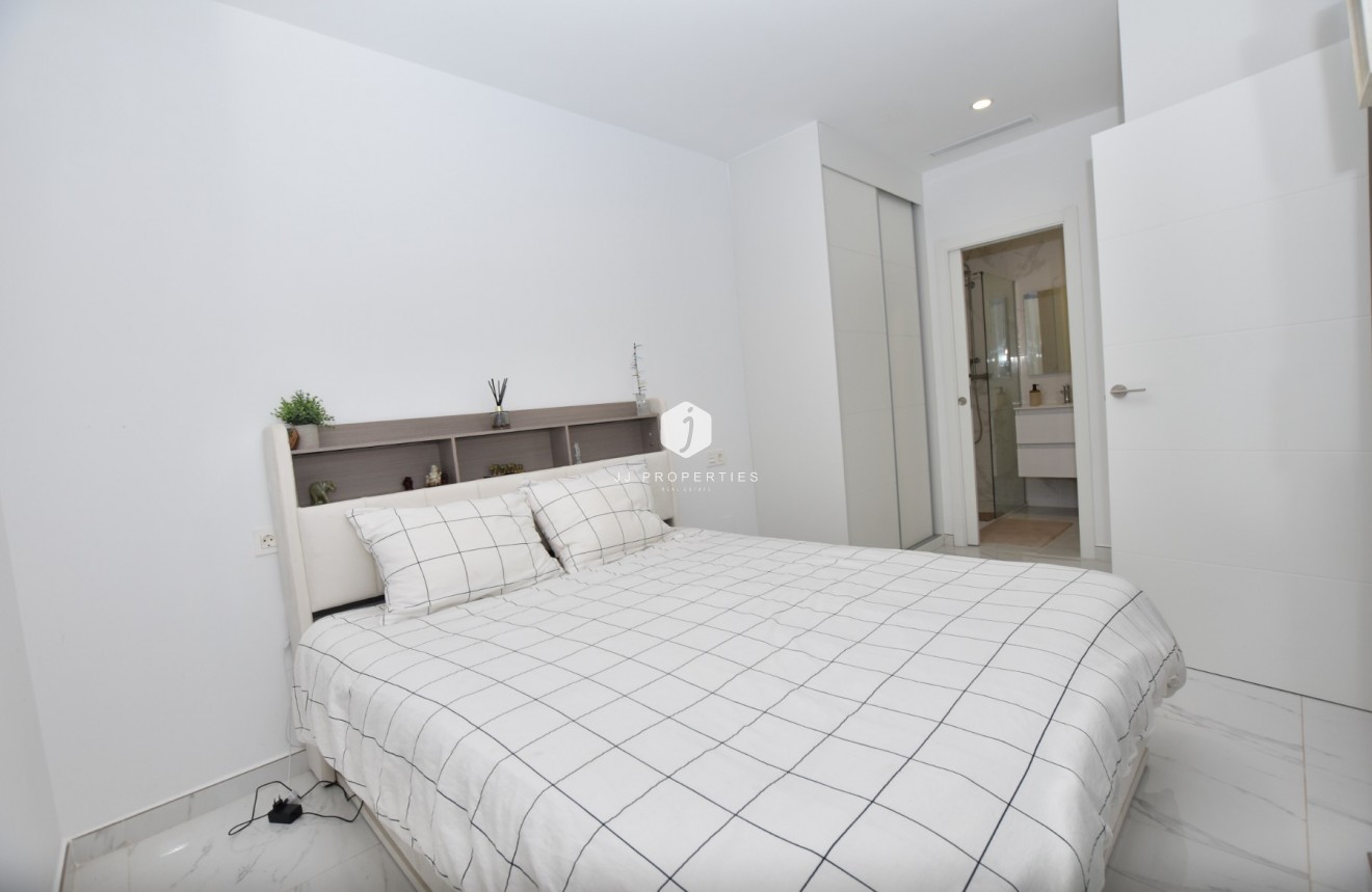 Segunda mano - Villa -
Los Montesinos - Costa Blanca