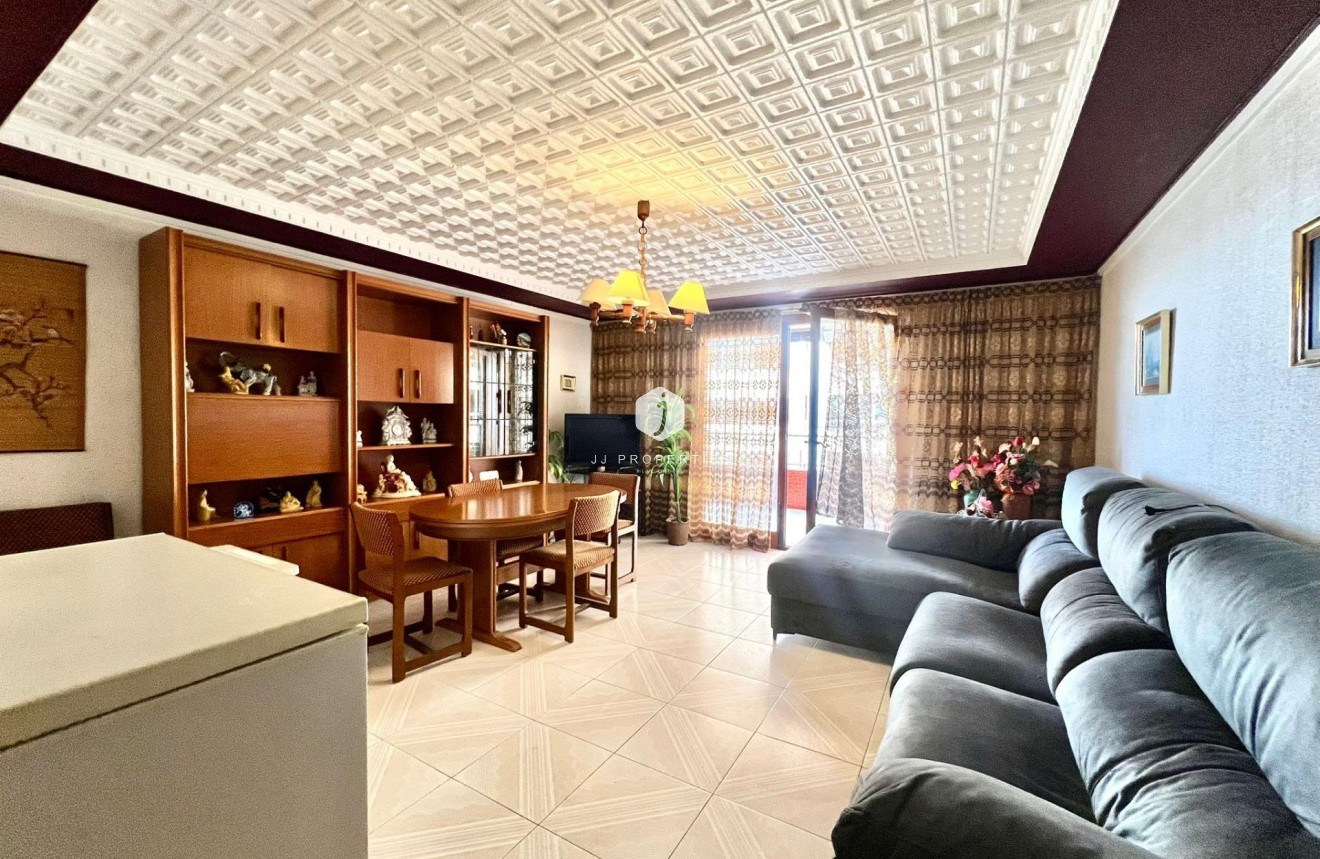 Segunda mano - Apartamento / piso -
Torrevieja - Acequion