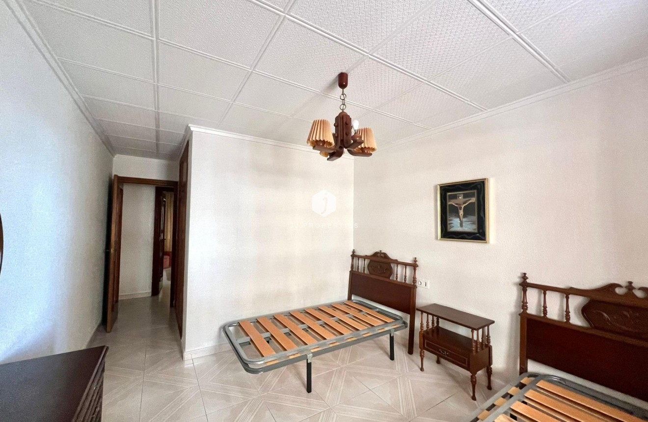 Segunda mano - Apartamento / piso -
Torrevieja - Acequion