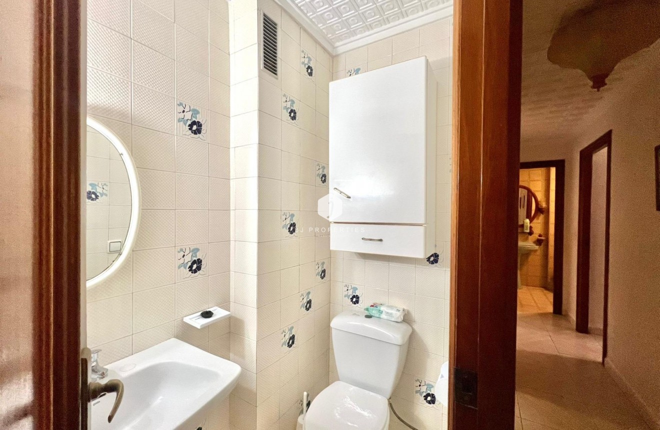 Segunda mano - Apartamento / piso -
Torrevieja - Acequion