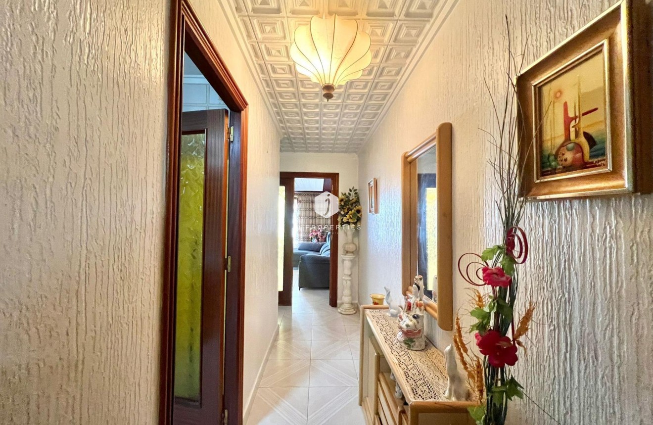 Segunda mano - Apartamento / piso -
Torrevieja - Acequion