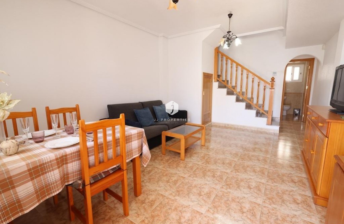 Aus zweiter Hand - Duplex -
Orihuela Costa - Costa Blanca