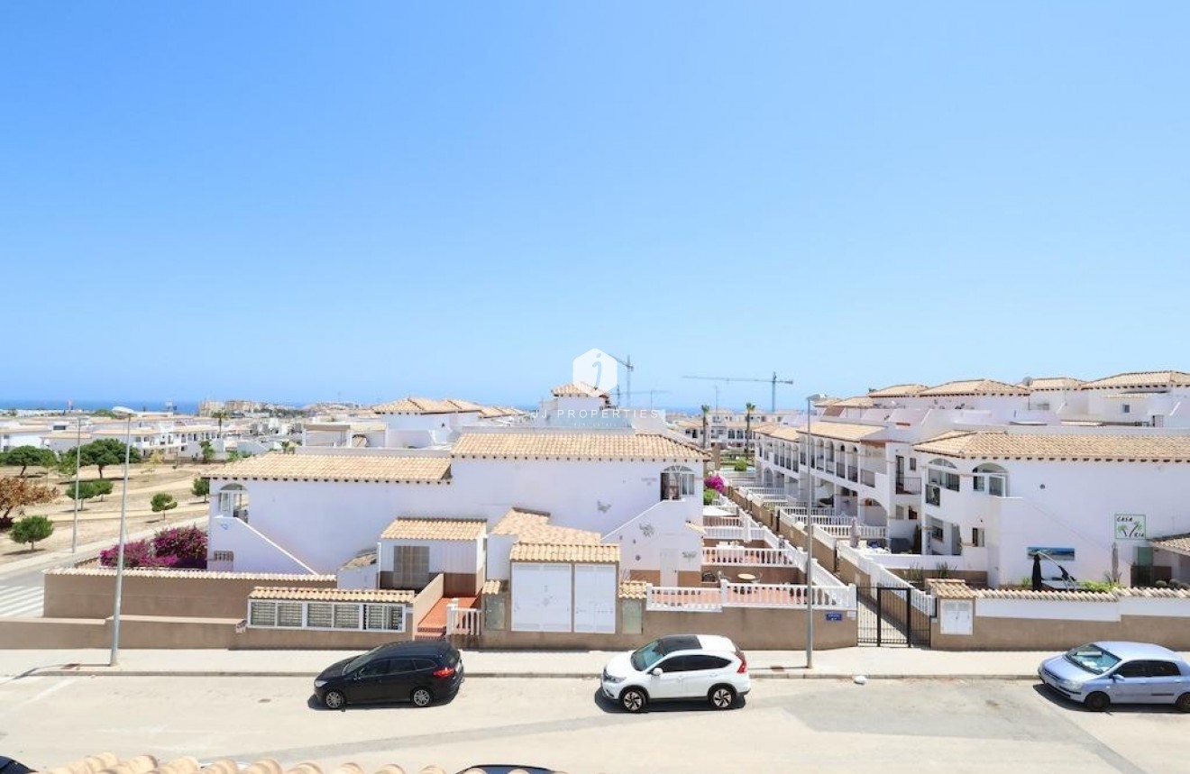 Aus zweiter Hand - Duplex -
Orihuela Costa - Costa Blanca