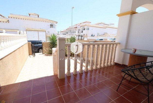 Aus zweiter Hand - Duplex -
Orihuela Costa - Costa Blanca