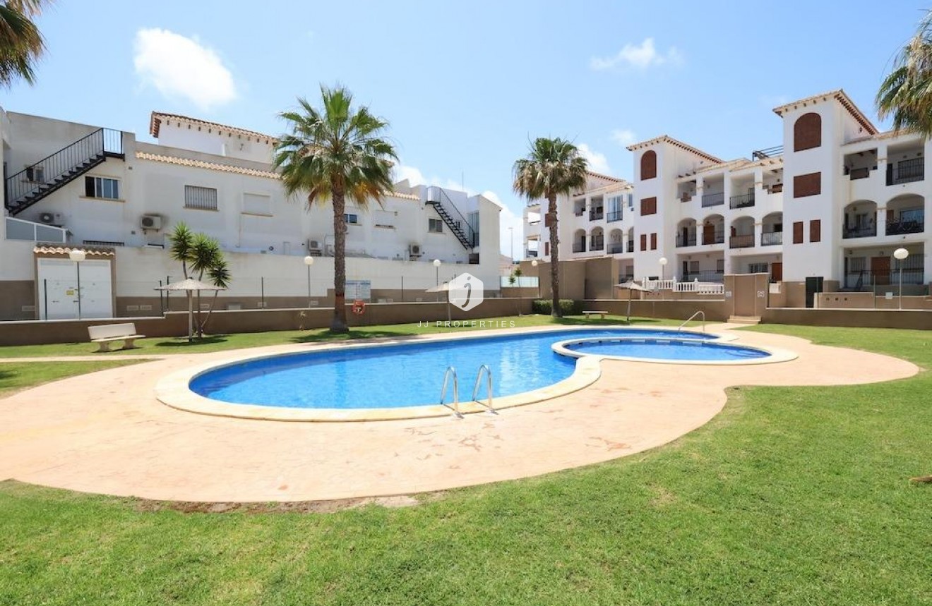 Aus zweiter Hand - Duplex -
Orihuela Costa - Costa Blanca
