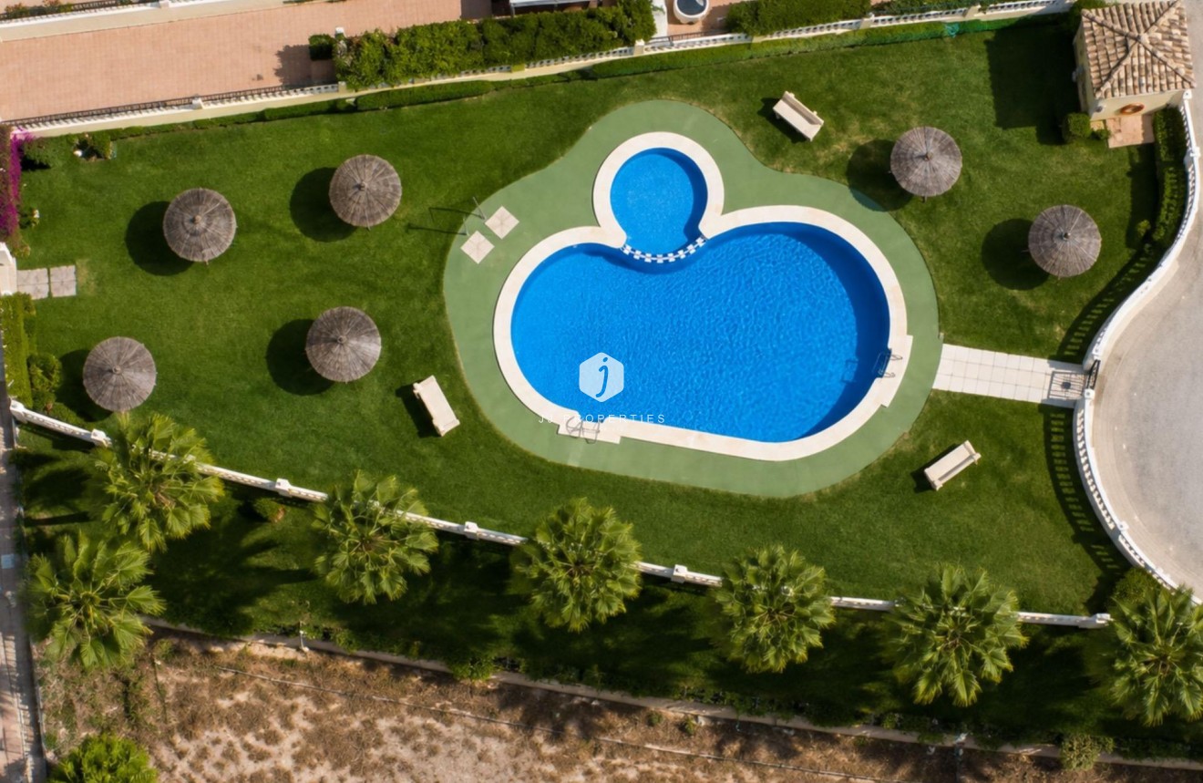 Tweedehands - Bungalow -
Orihuela Costa - Lomas de Cabo Roig