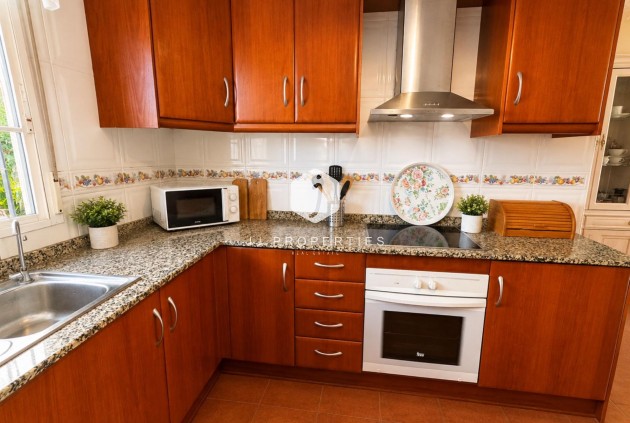 Tweedehands - Bungalow -
Orihuela Costa - Lomas de Cabo Roig