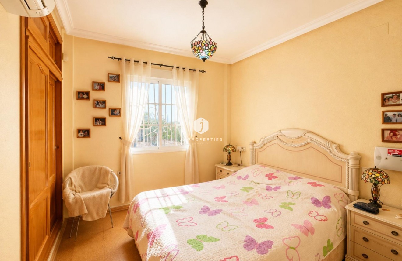 Tweedehands - Bungalow -
Orihuela Costa - Lomas de Cabo Roig