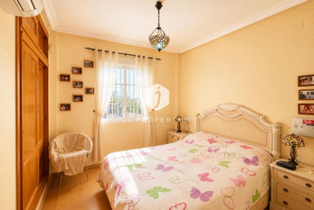 Tweedehands - Bungalow -
Orihuela Costa - Lomas de Cabo Roig