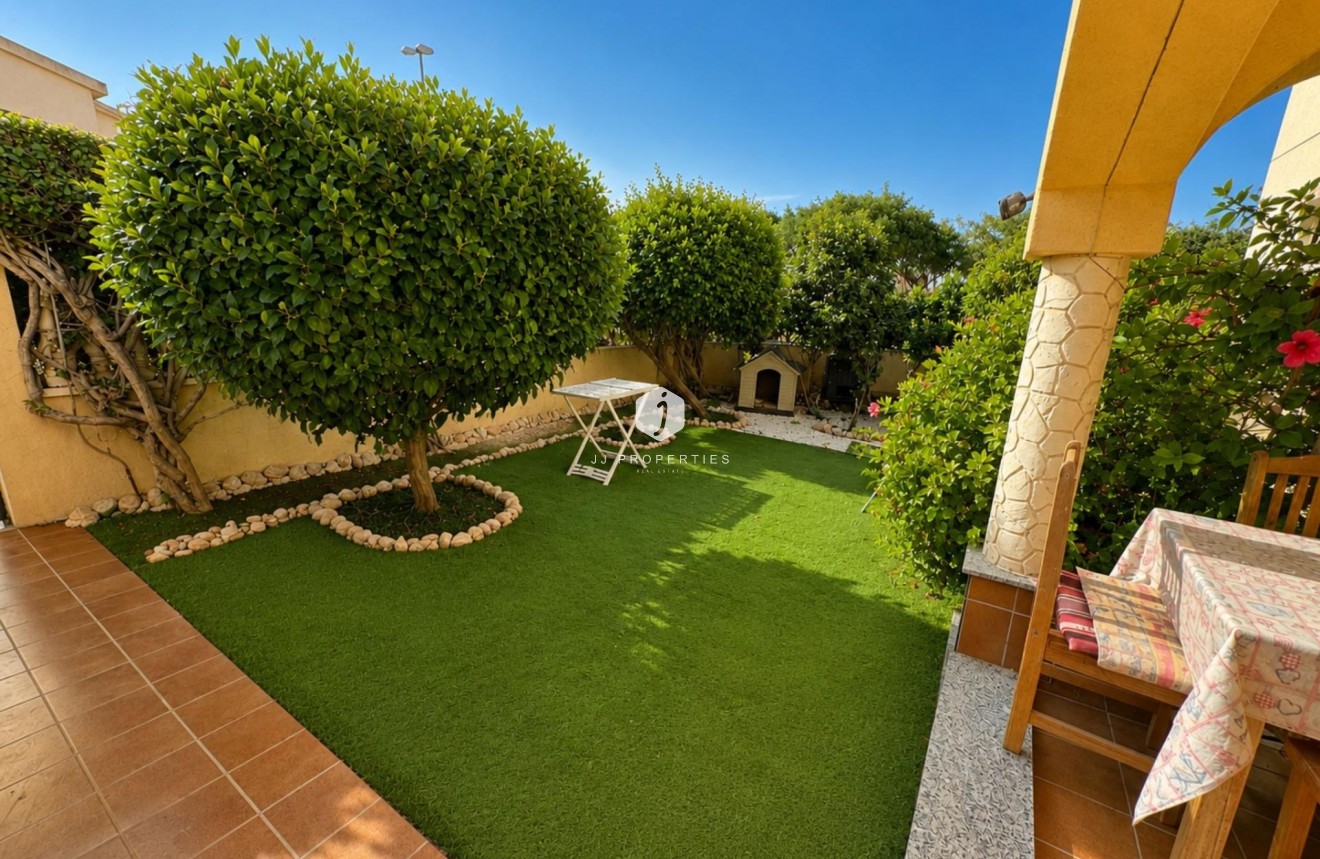 Tweedehands - Bungalow -
Orihuela Costa - Lomas de Cabo Roig