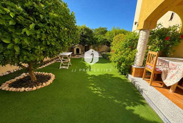 Tweedehands - Bungalow -
Orihuela Costa - Lomas de Cabo Roig