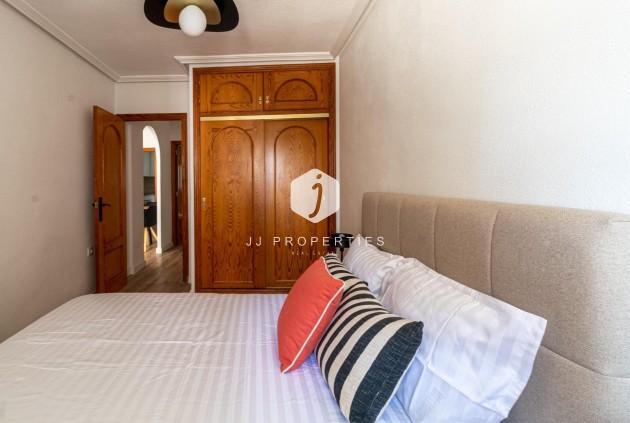 D'occasion - Appartement -
Torrevieja - La Mata Pueblo