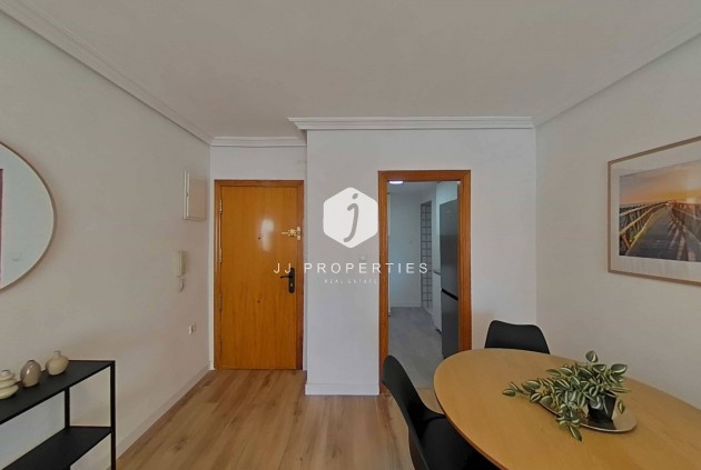 D'occasion - Appartement -
Torrevieja - La Mata Pueblo