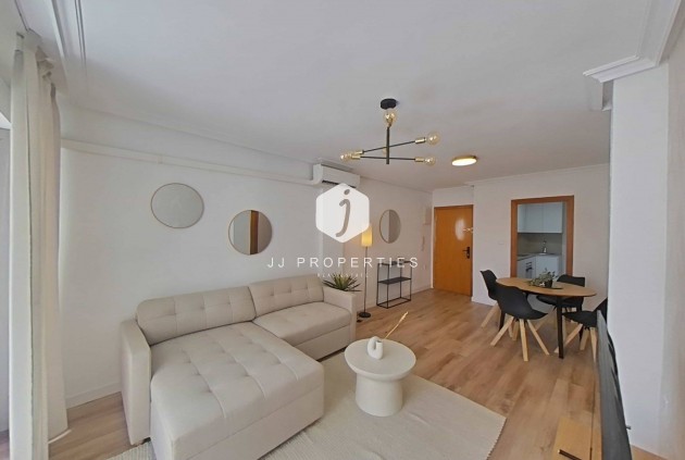 D'occasion - Appartement -
Torrevieja - La Mata Pueblo