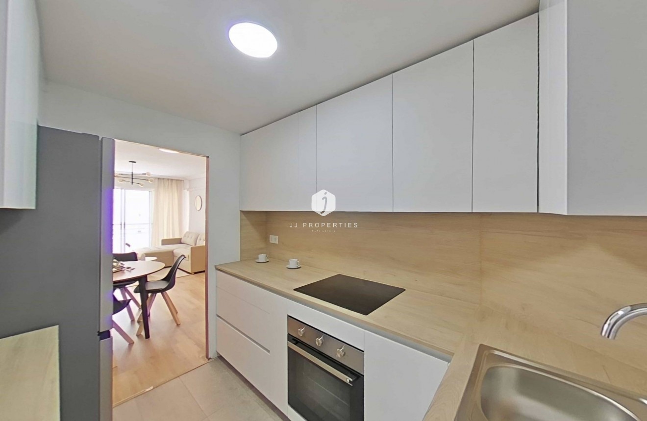 D'occasion - Appartement -
Torrevieja - La Mata Pueblo