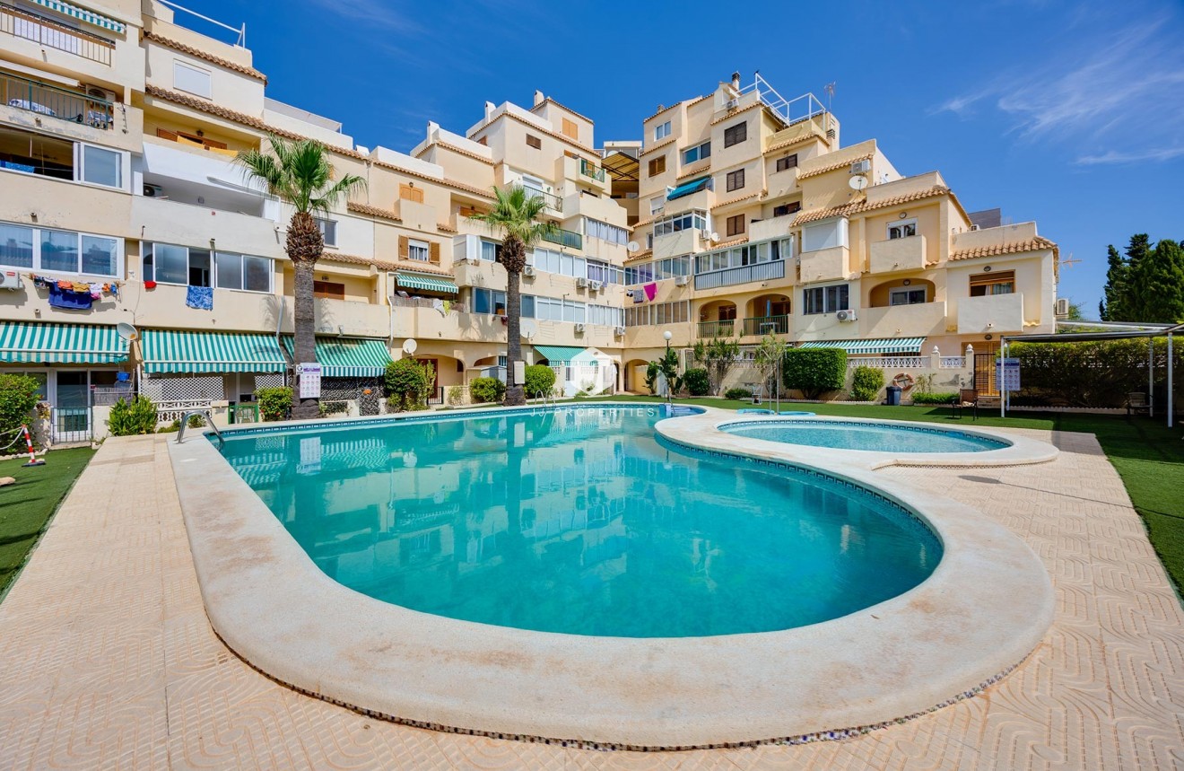 D'occasion - Appartement -
Torrevieja - Costa Blanca