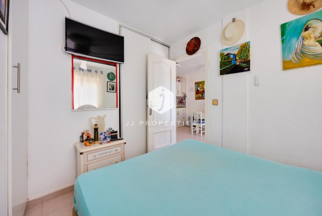 D'occasion - Appartement -
Torrevieja - Costa Blanca
