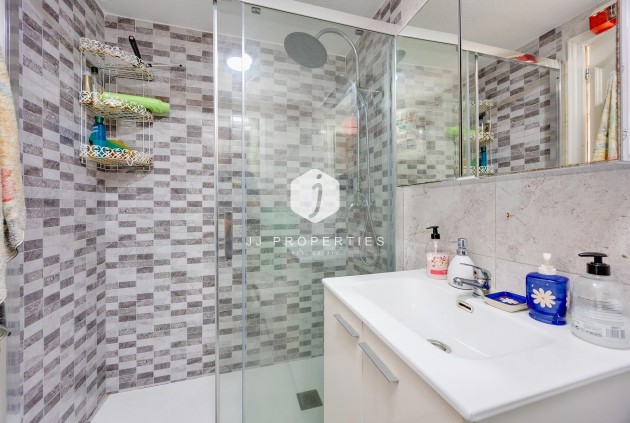 D'occasion - Appartement -
Torrevieja - Costa Blanca