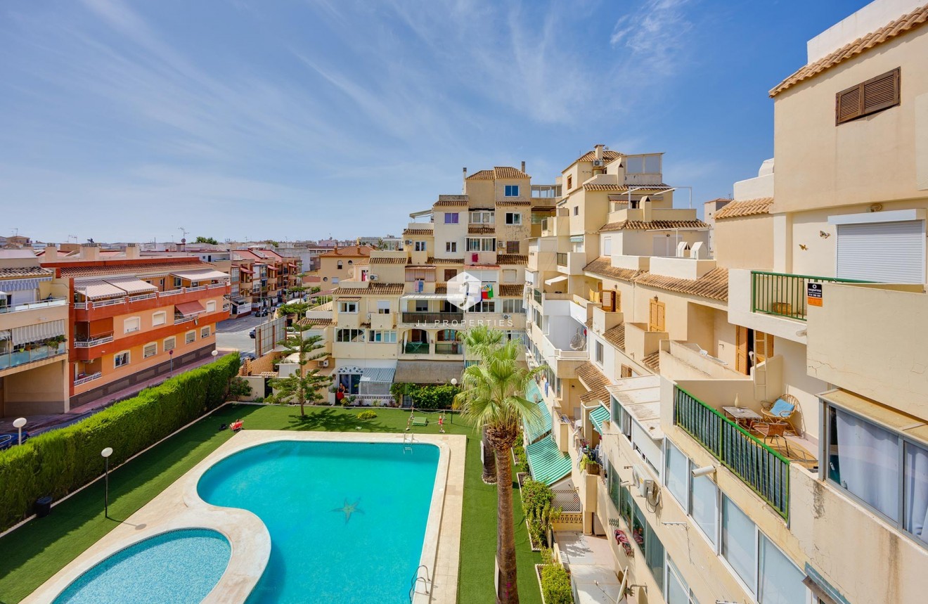 D'occasion - Appartement -
Torrevieja - Costa Blanca