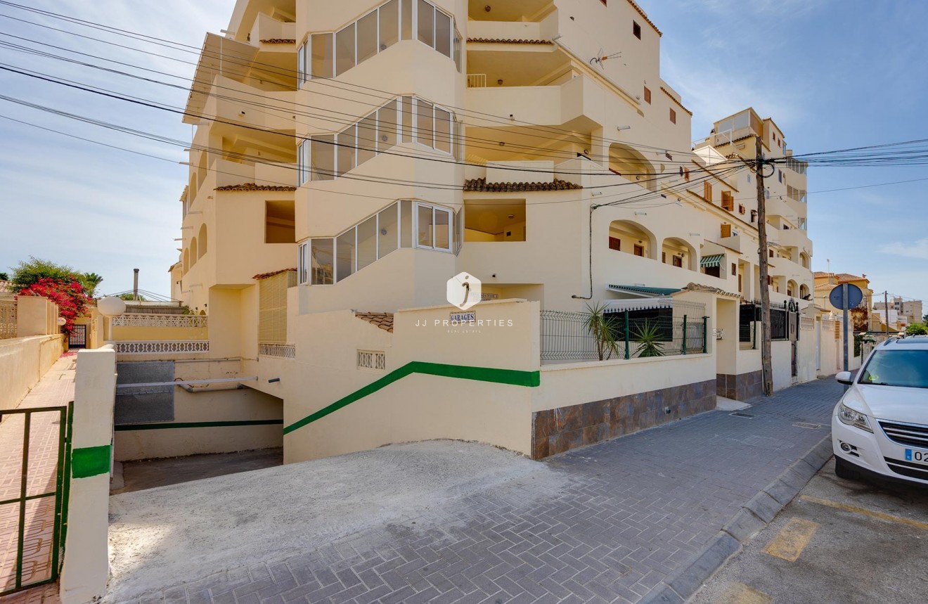 D'occasion - Appartement -
Torrevieja - Costa Blanca