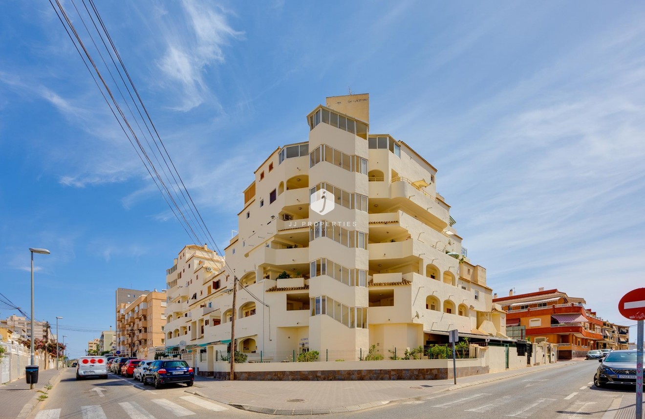 D'occasion - Appartement -
Torrevieja - Costa Blanca