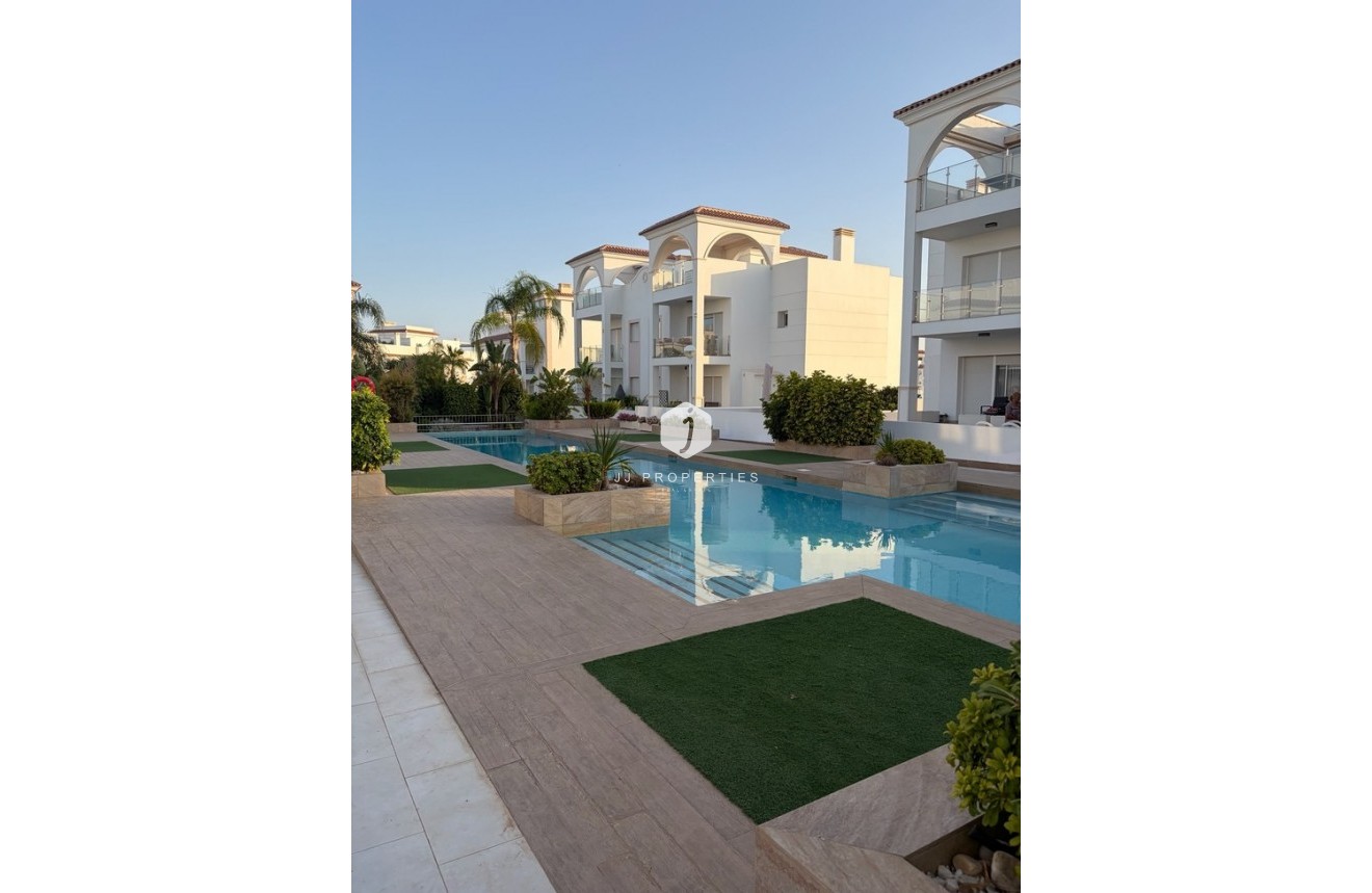 Z drugiej ręki - Bungalow -
Ciudad Quesada - Costa Blanca