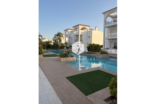 Z drugiej ręki - Bungalow -
Ciudad Quesada - Costa Blanca