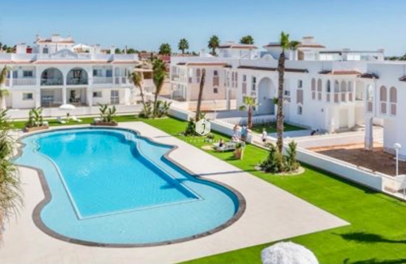 Z drugiej ręki - Bungalow -
Ciudad Quesada - Costa Blanca
