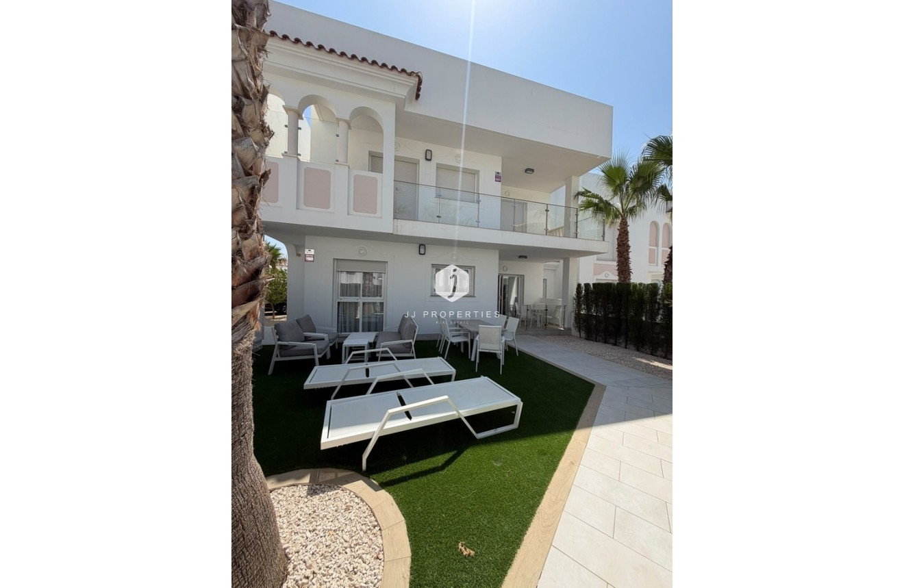 Z drugiej ręki - Bungalow -
Ciudad Quesada - Costa Blanca