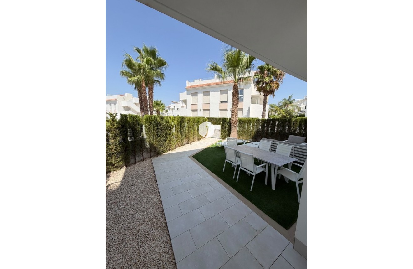 Z drugiej ręki - Bungalow -
Ciudad Quesada - Costa Blanca